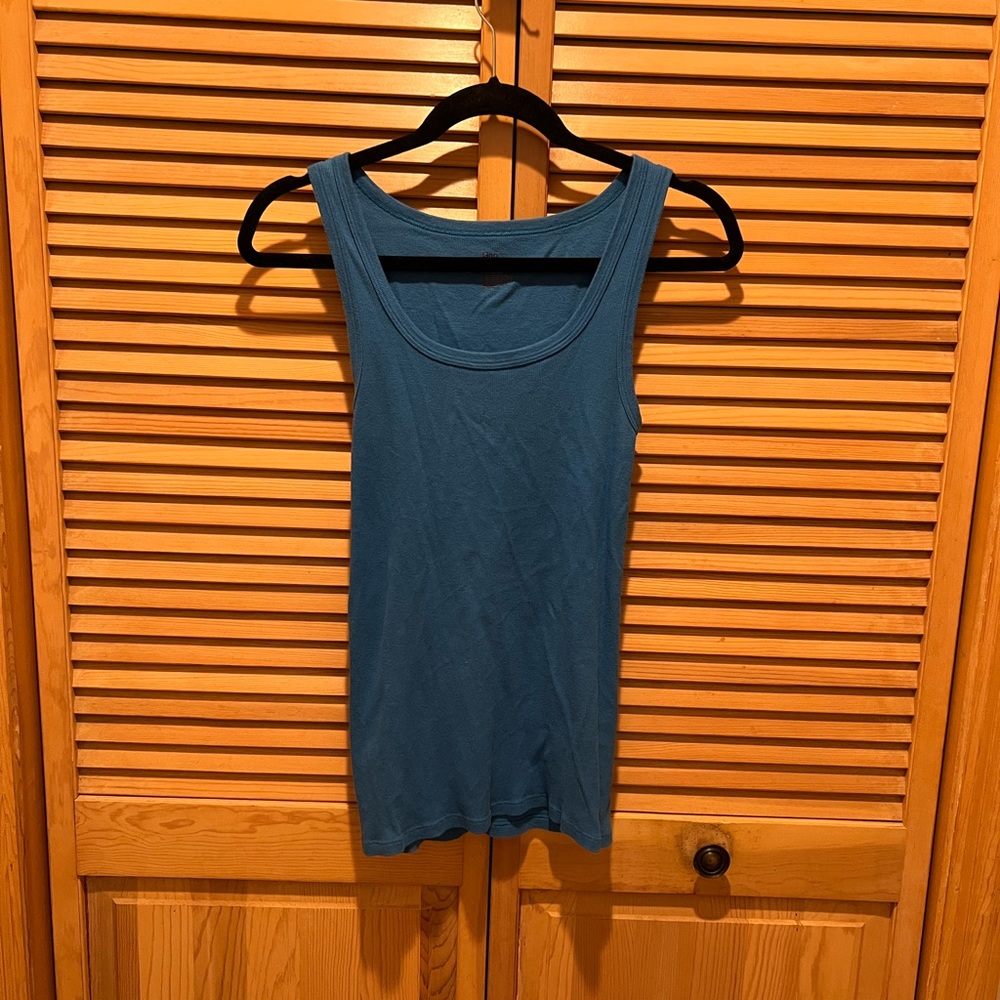 Gap top